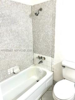 NEWPORT AT LAUDERHILL CON - Residential Lease