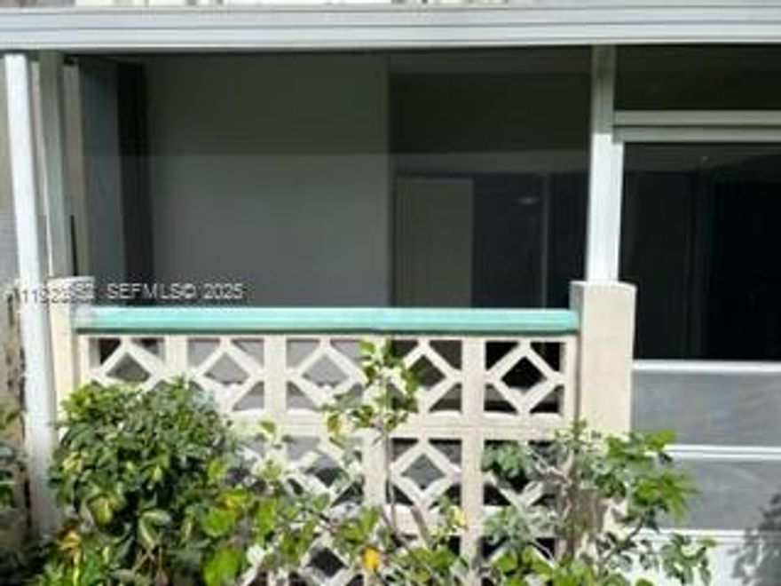 Beautiful 2 bedroom 2 baths condo located at Lauderhill laundry room inside. Located minutes away from the major highwys. GREAT PROPERTY TO LEASE! proof of income, copy ids First month and security deposit.