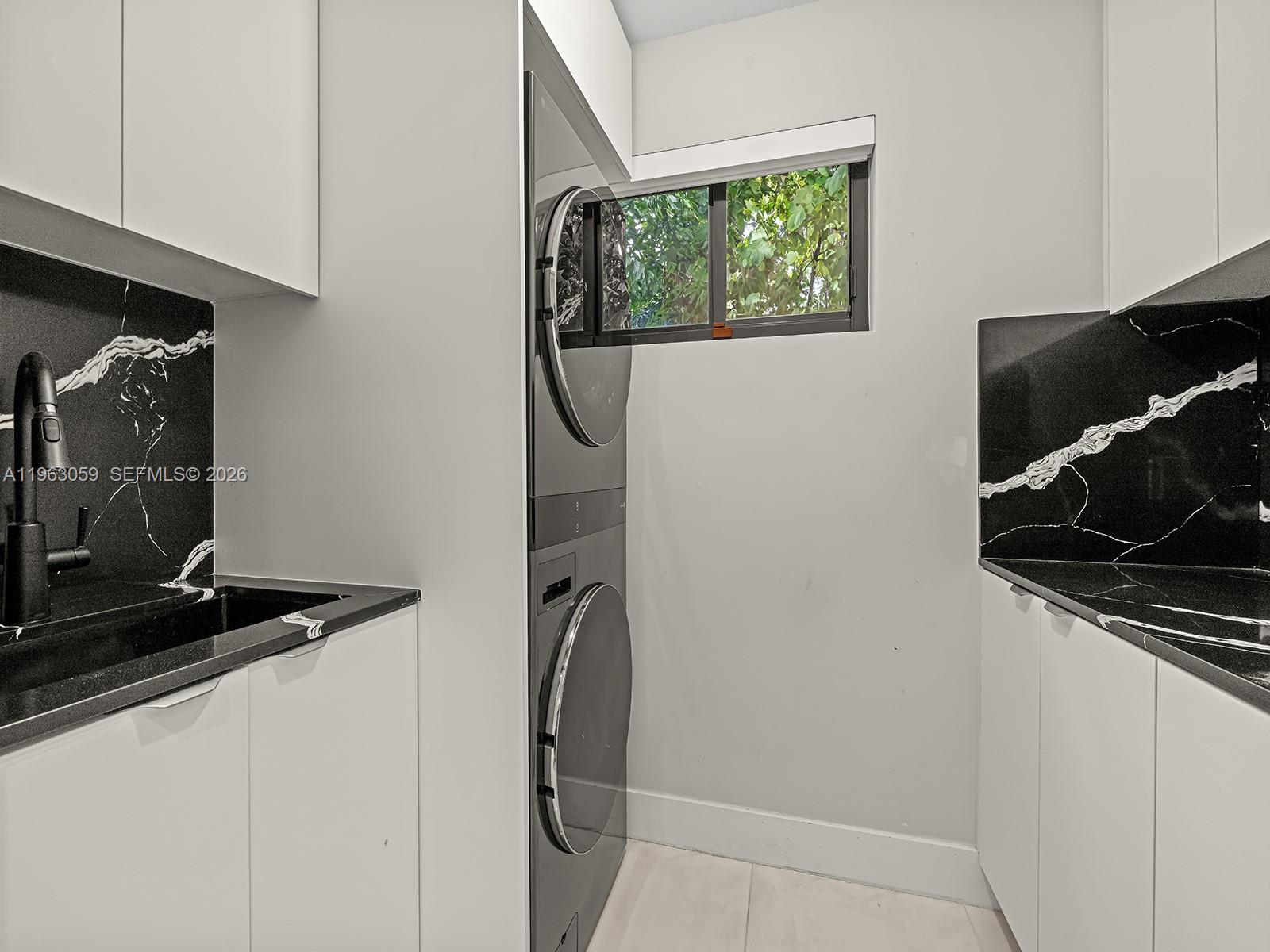 RANCHO VILLAS 1ST ADDN - Residential