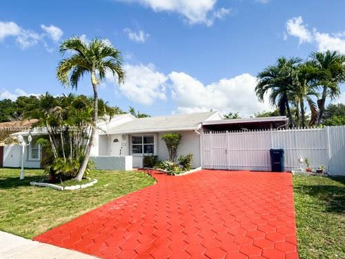 EMAUS PINES - Residential