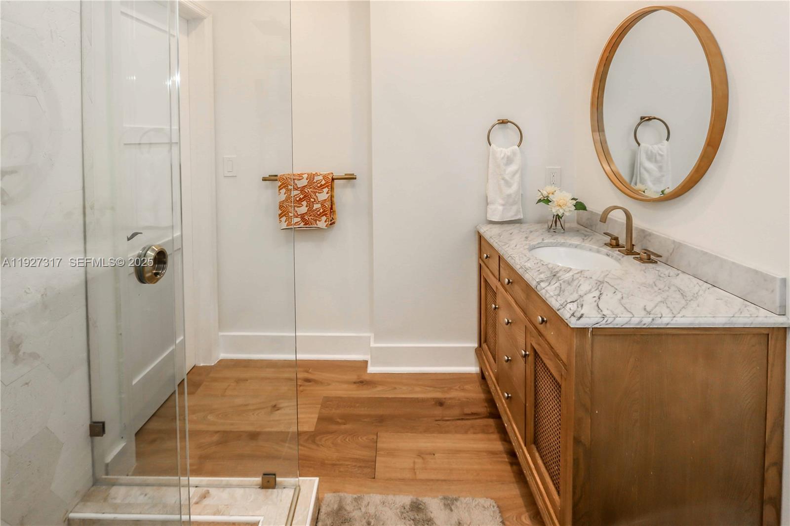 HOLLYWOOD - Residential Lease