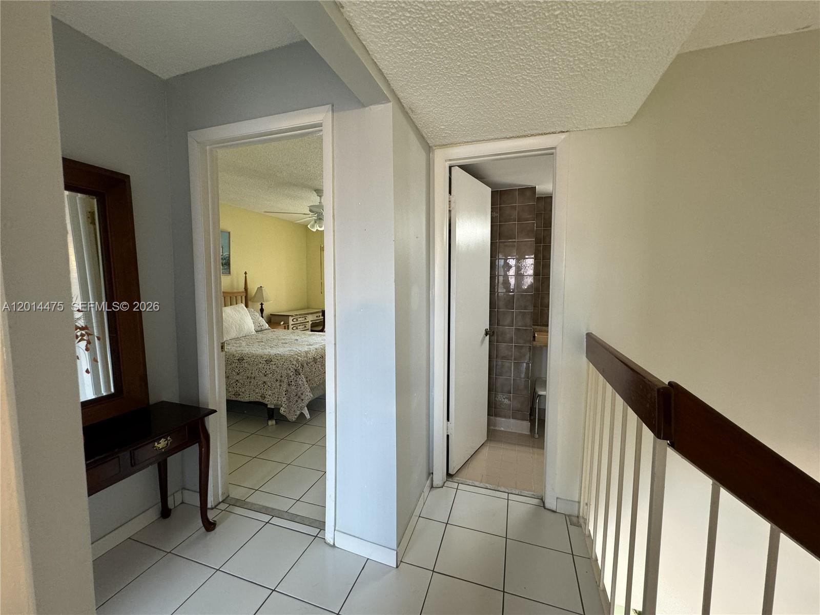 TROPICAL PARK VILLAS COND - Residential