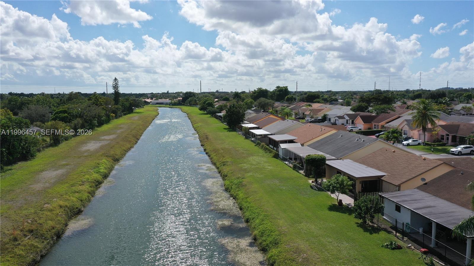 EDGEWATER PARK - Residential