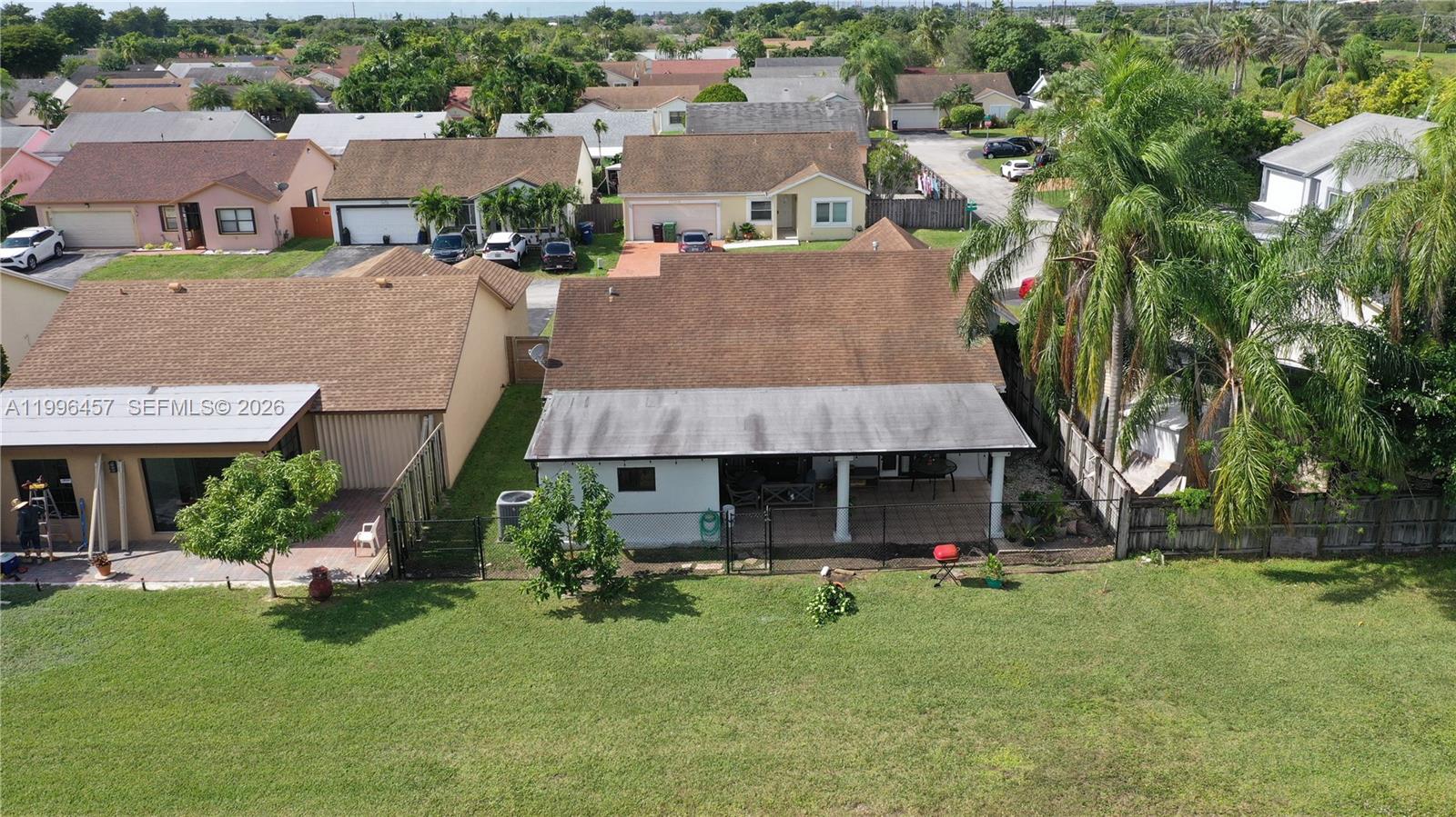 EDGEWATER PARK - Residential