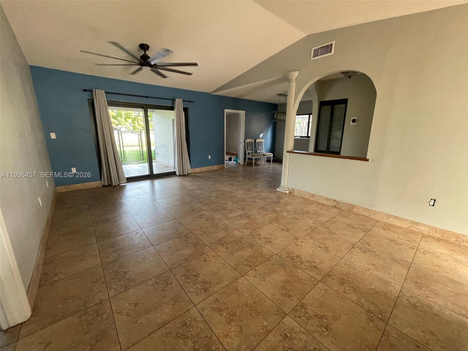 EDGEWATER PARK - Residential