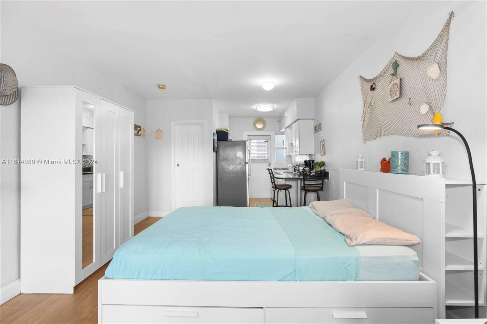 THE LOFTS AT HARDING COND - Residential Lease