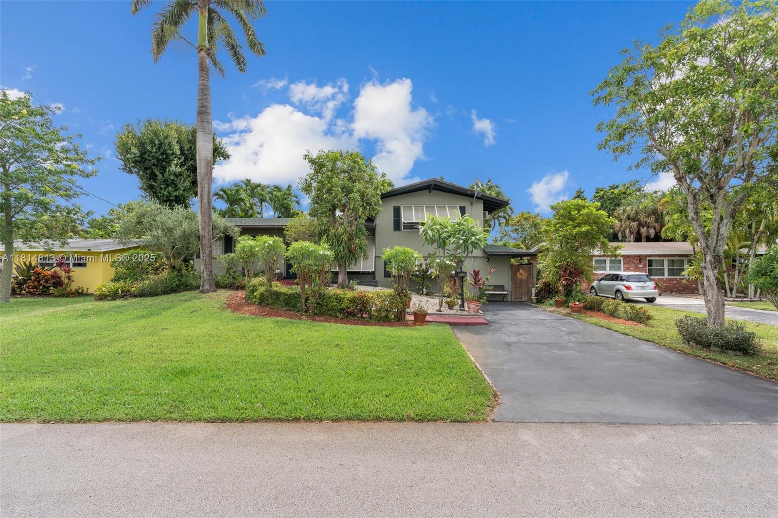 2472 Andros Ln, Fort Lauderdale, Broward County, Florida - 3 Bedrooms  
2 Bathrooms - 