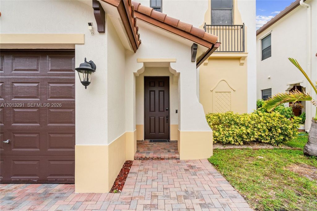 Photo of 9083 SW 36th St, Miramar, FL 33025 (MLS # A12013291)