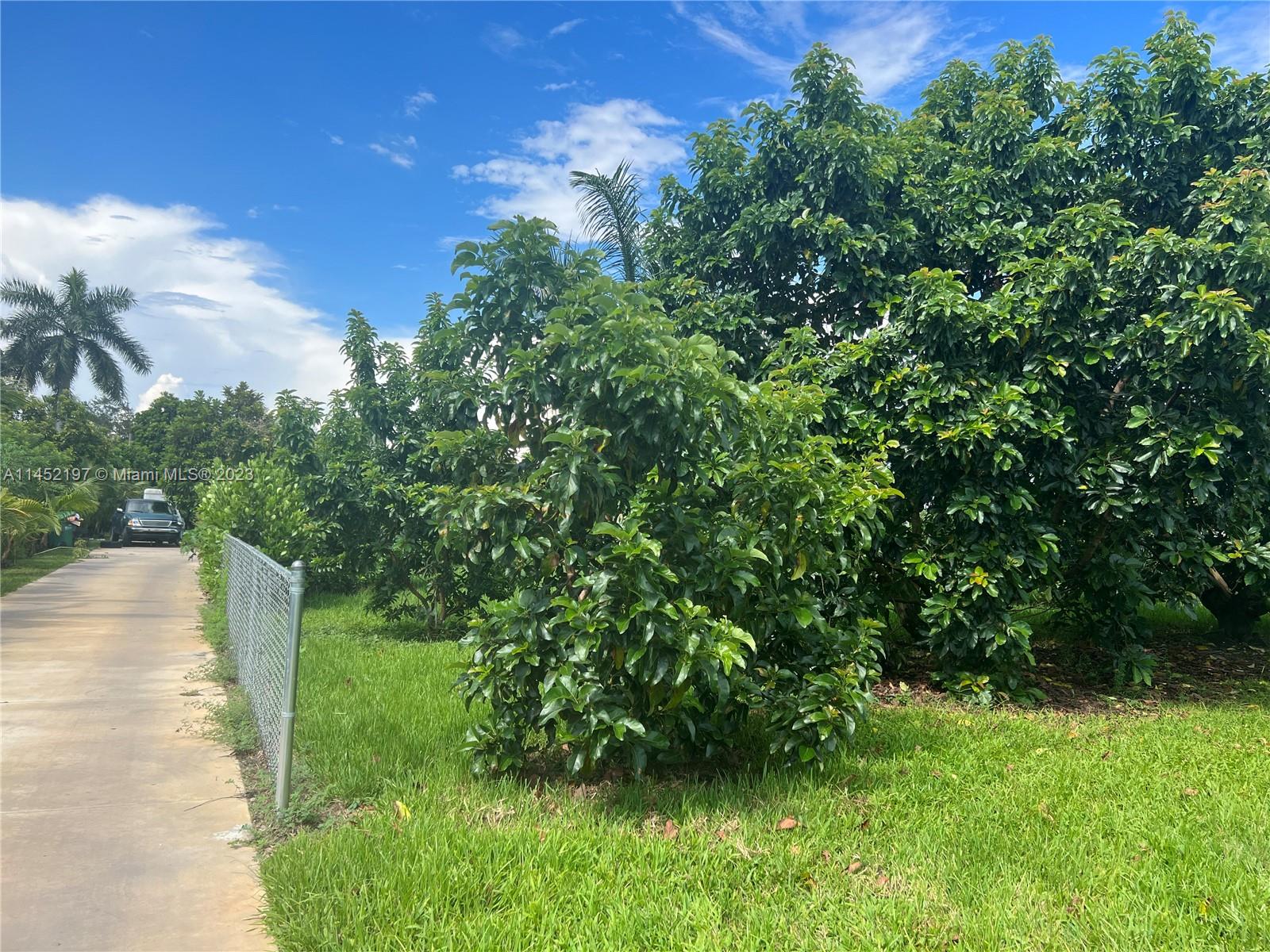 BIRD ROAD FARMSITES - Residential