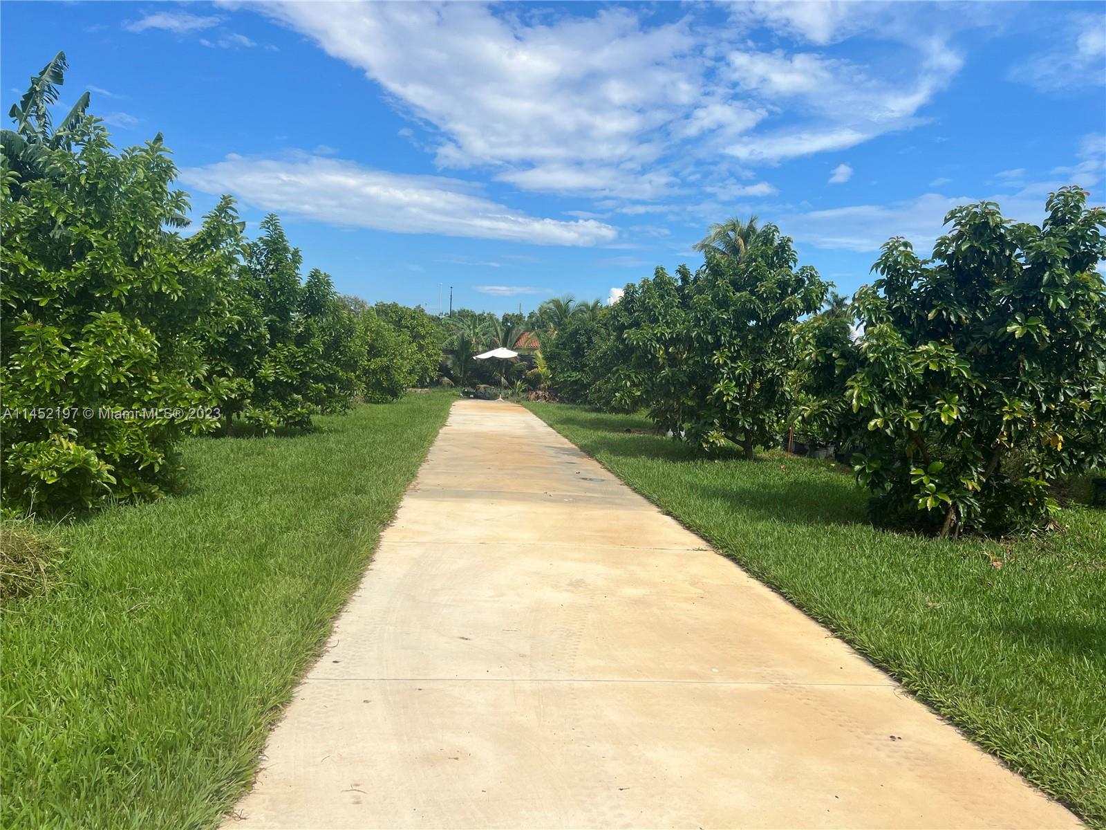 BIRD ROAD FARMSITES - Residential