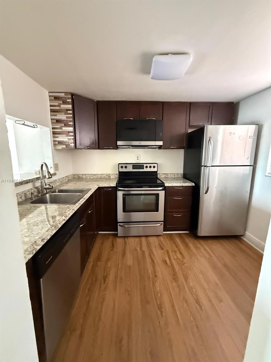 POINT SOUTH CONDO - Residential