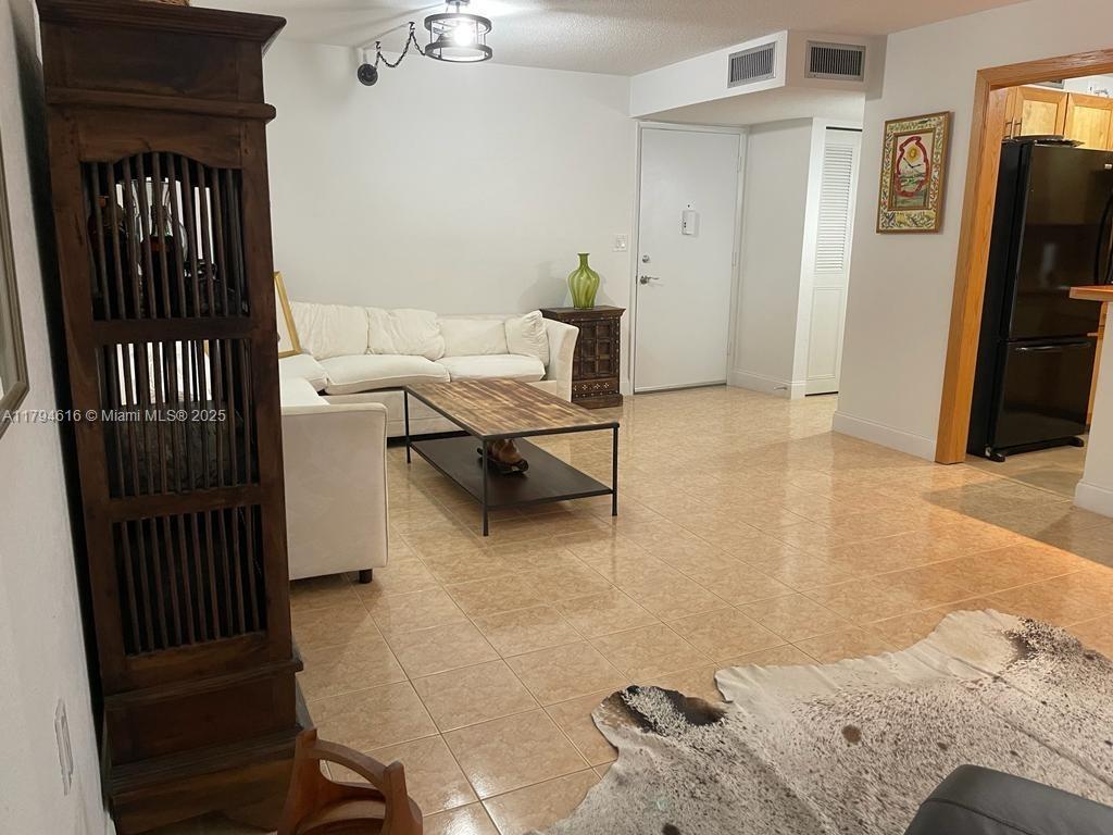 1750 NE 115th St 103