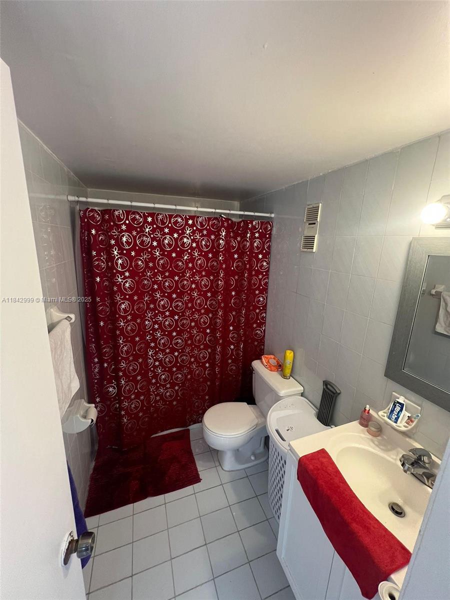 5050 CONDO - Residential