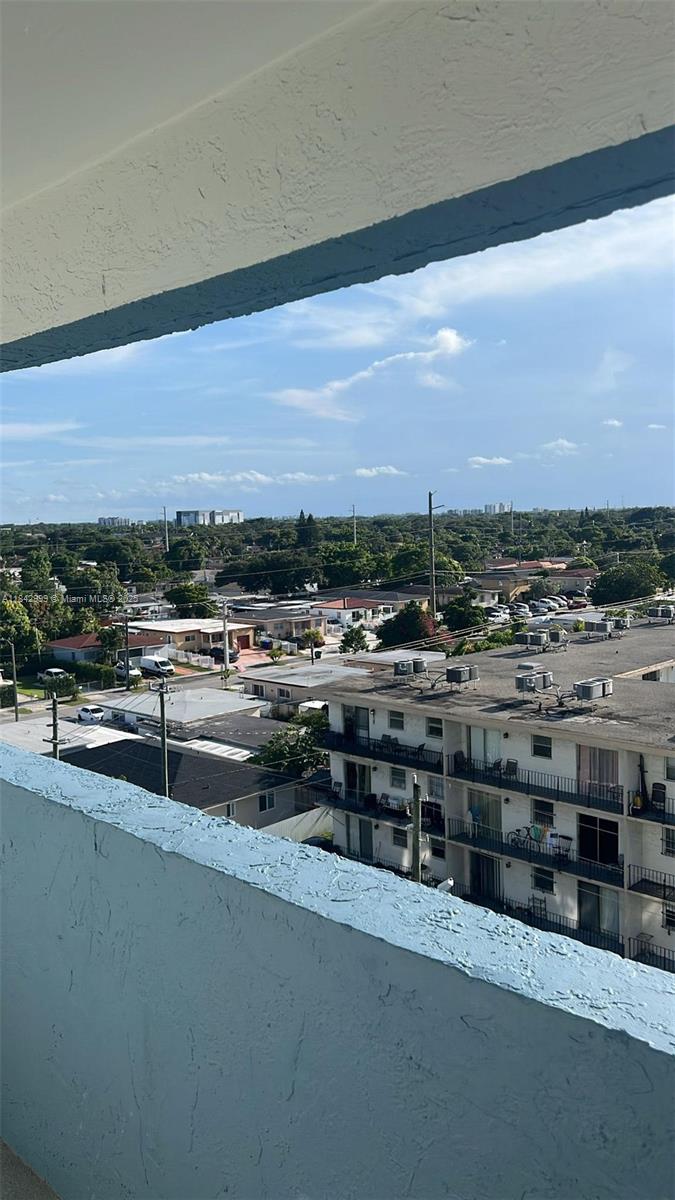 5050 CONDO - Residential