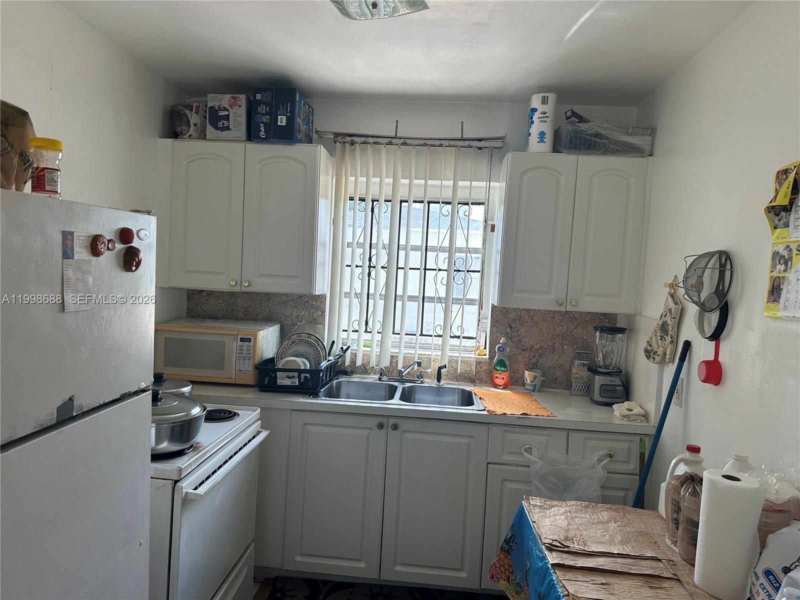 STEPHEN MANOR - Residential