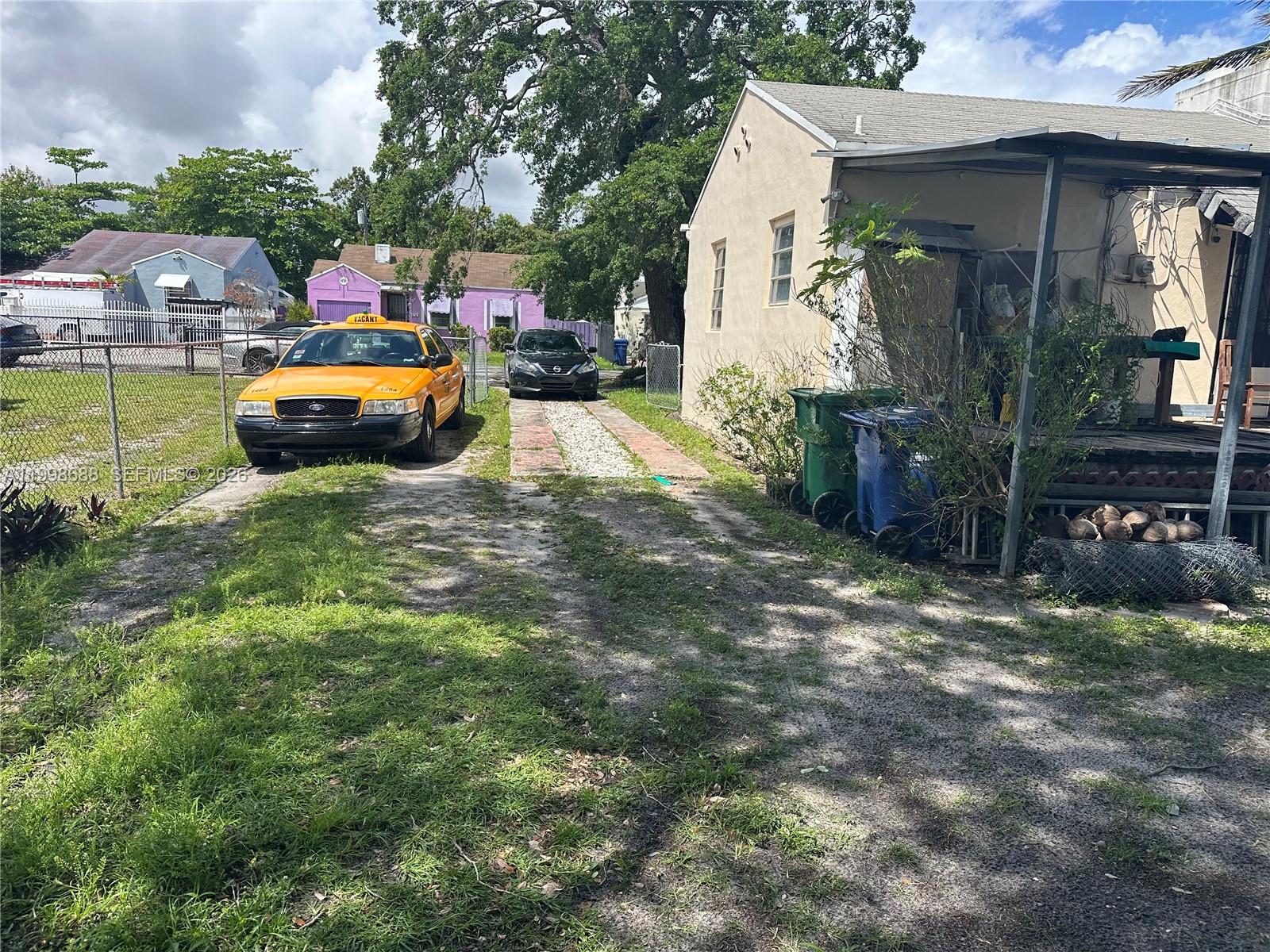 STEPHEN MANOR - Residential