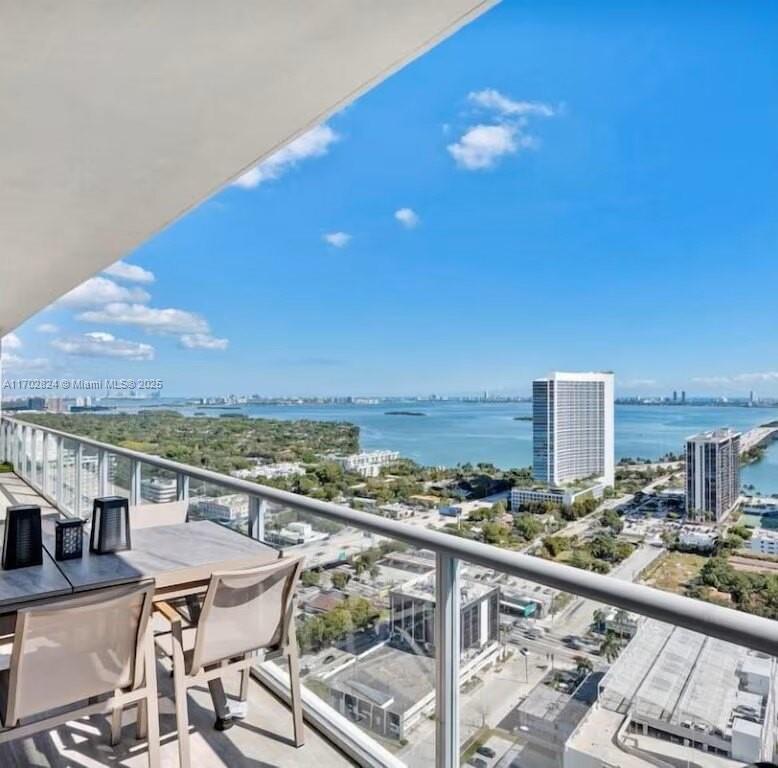3470 E Coast Ave Ph207, Miami, Broward County, Florida - 3 Bedrooms  
4 Bathrooms - 
