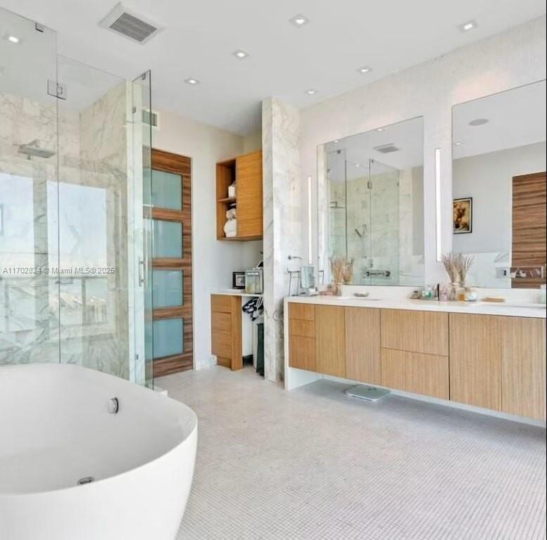 TWO MIDTOWN MIAMI CONDO - Residential
