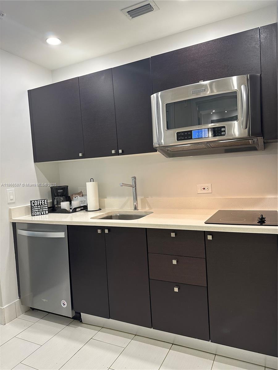View photos, virtual tours, details... 5300 NW 87th Ave 1007