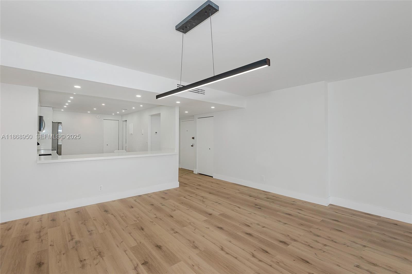 OLYMPUS CONDO PHASE - Residential