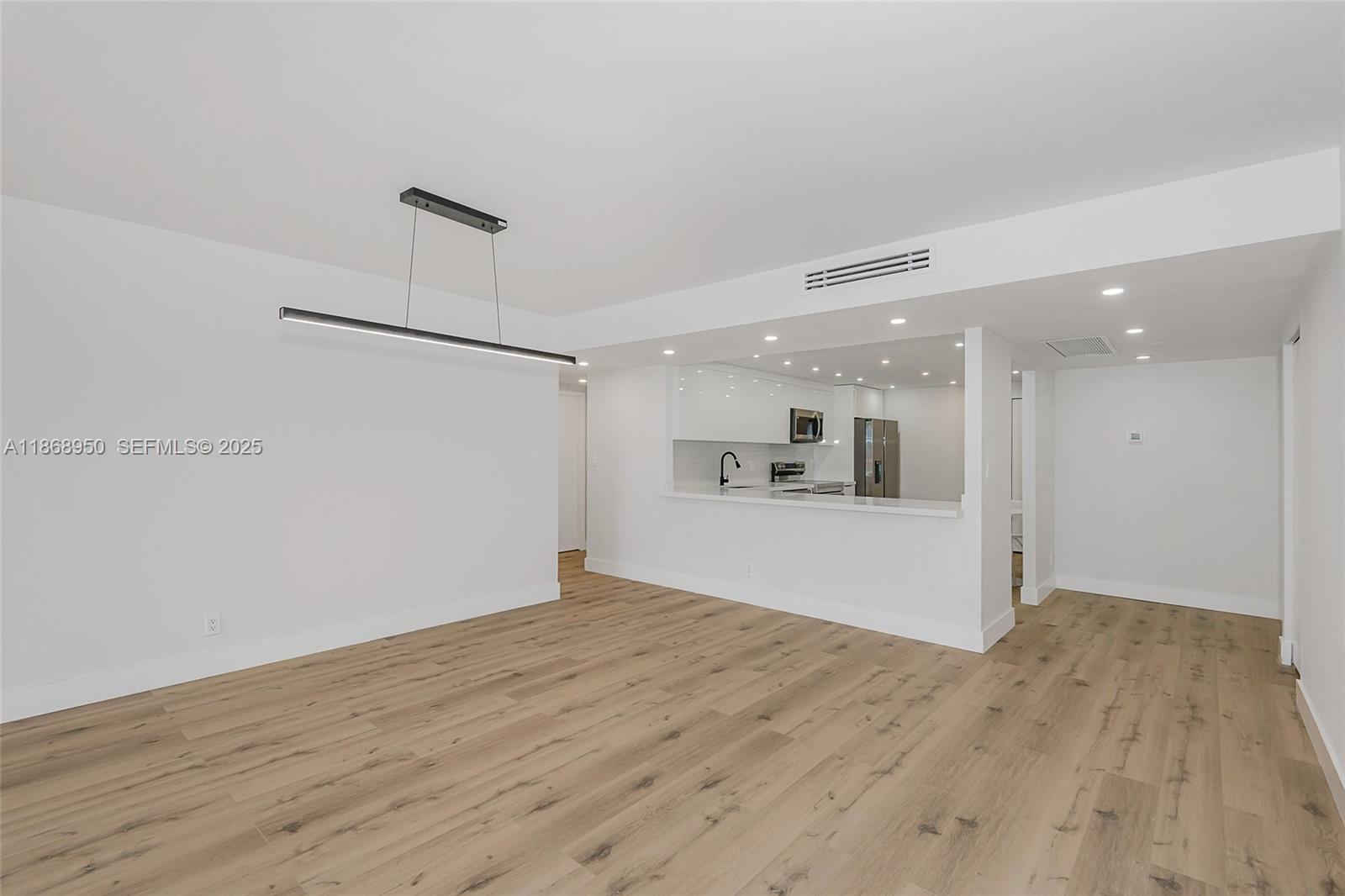 OLYMPUS CONDO PHASE - Residential