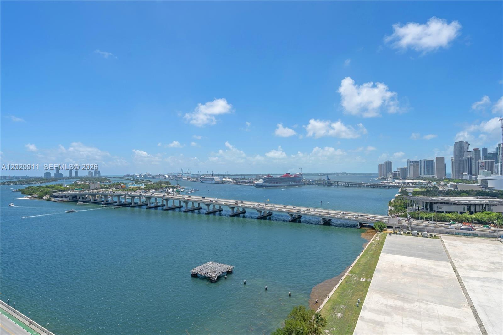VENETIA CONDO - Residential