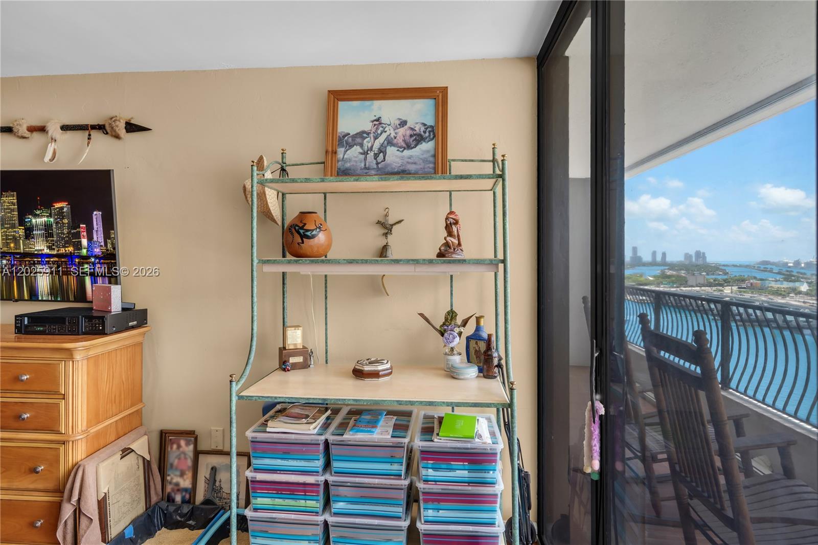 VENETIA CONDO - Residential