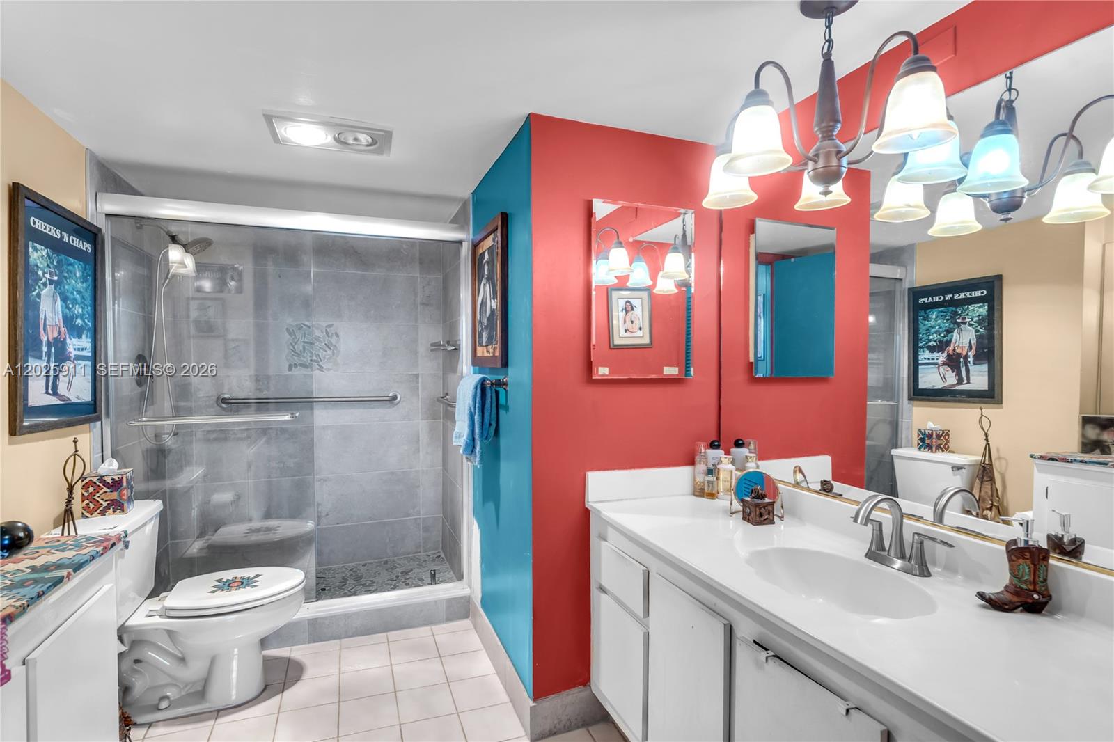 VENETIA CONDO - Residential