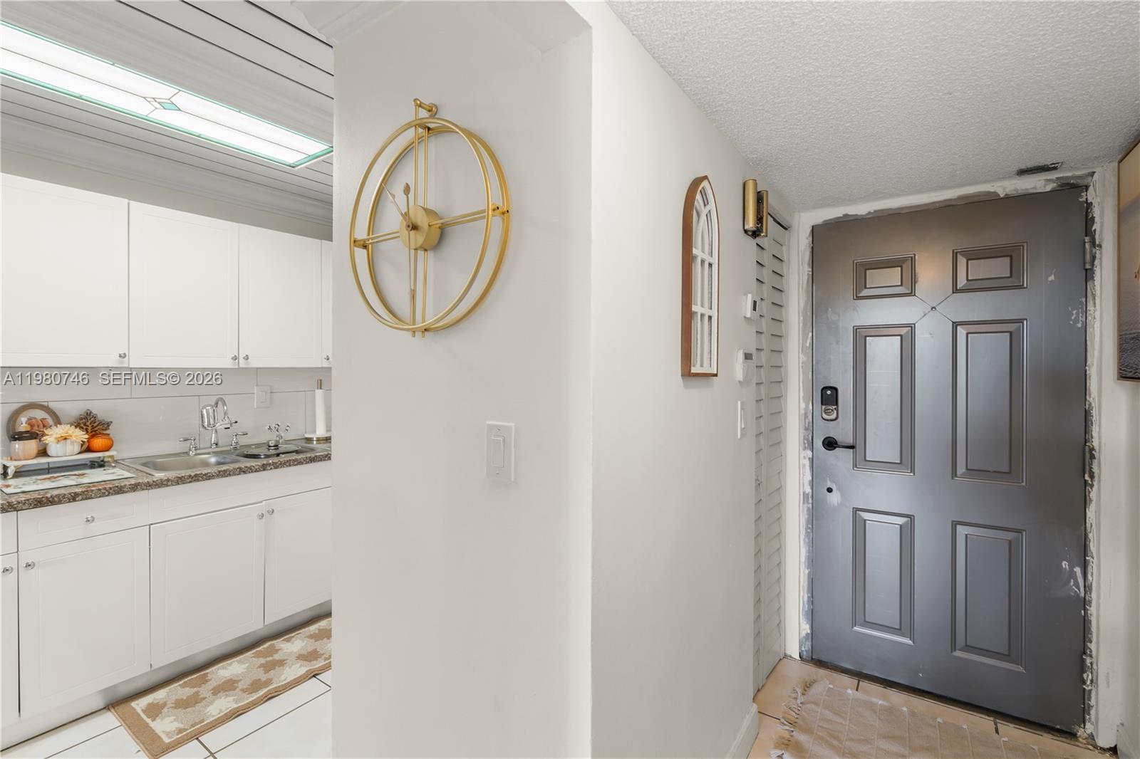 SAMARI LAKE EAST CONDO - Residential Lease