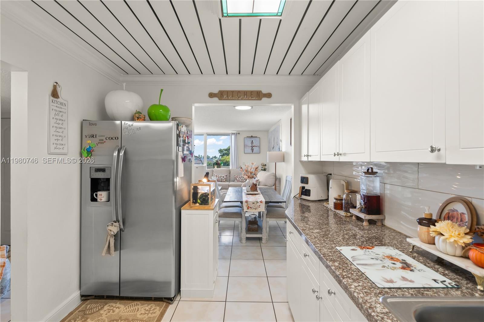 SAMARI LAKE EAST CONDO - Residential Lease