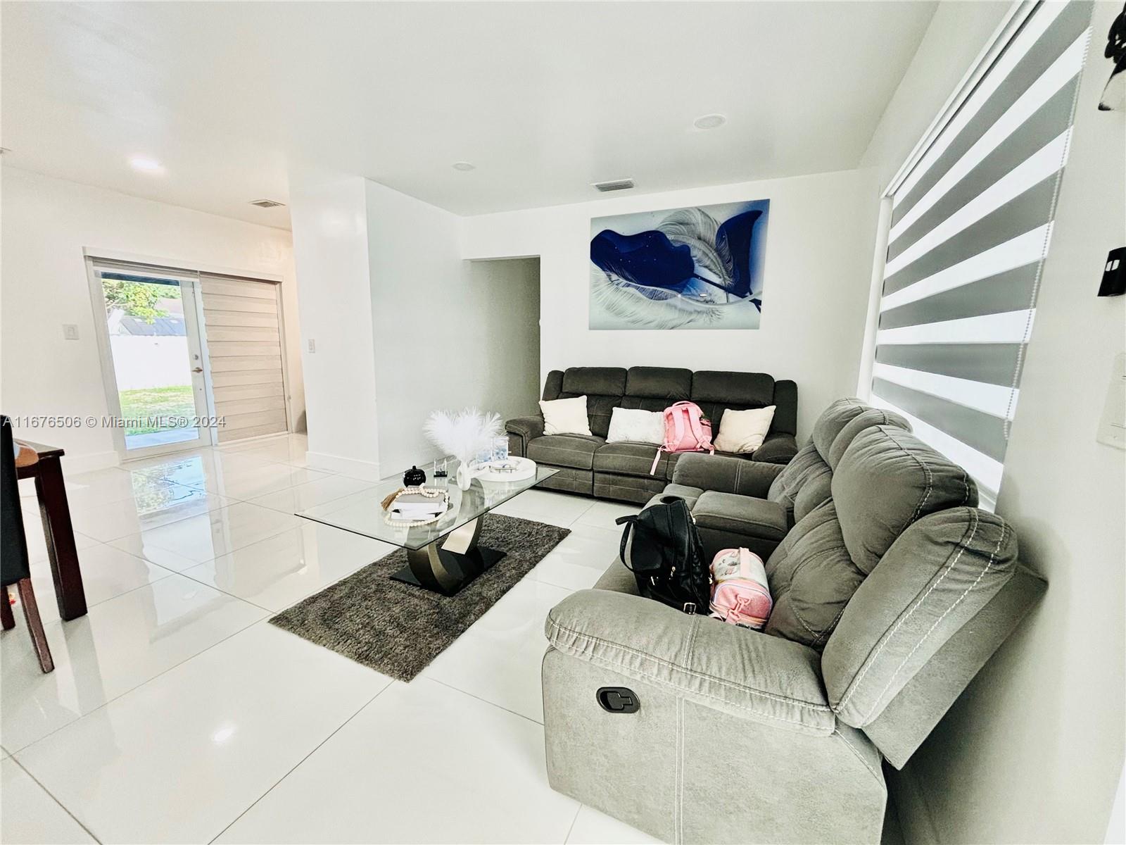 BROADMOOR MANOR - Residential