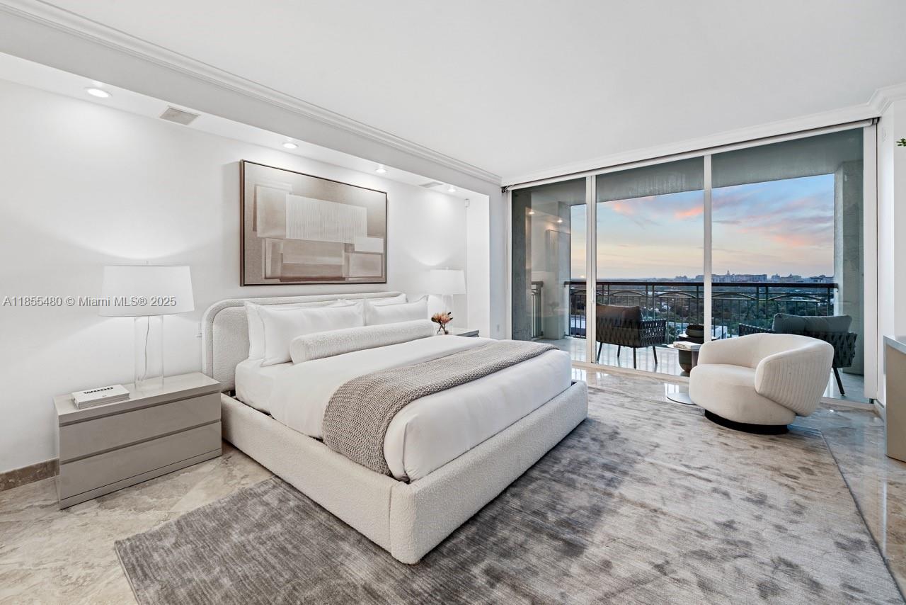 THE TOWER RESIDENCES COND - Residential