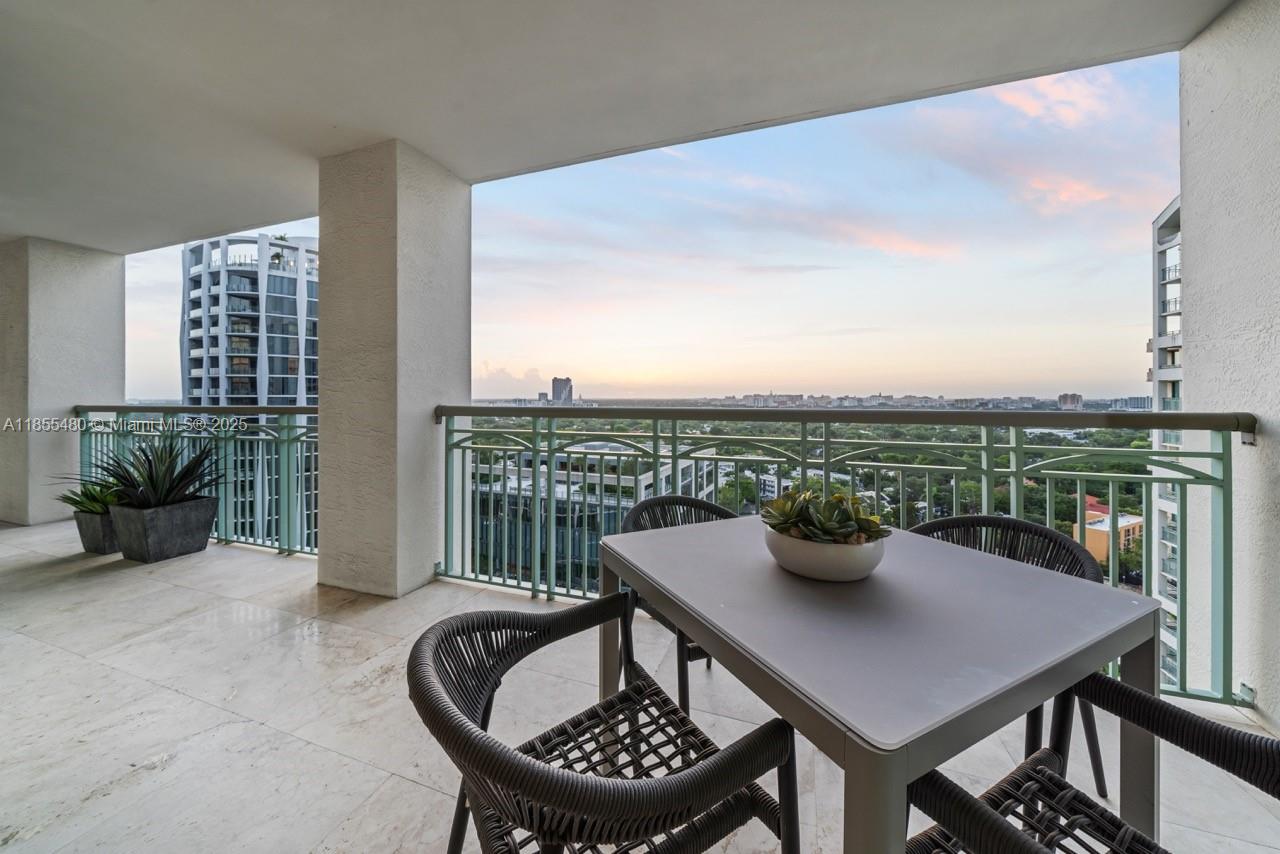 THE TOWER RESIDENCES COND - Residential