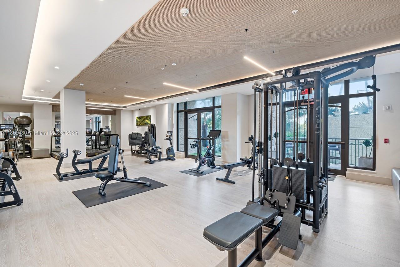 THE TOWER RESIDENCES COND - Residential