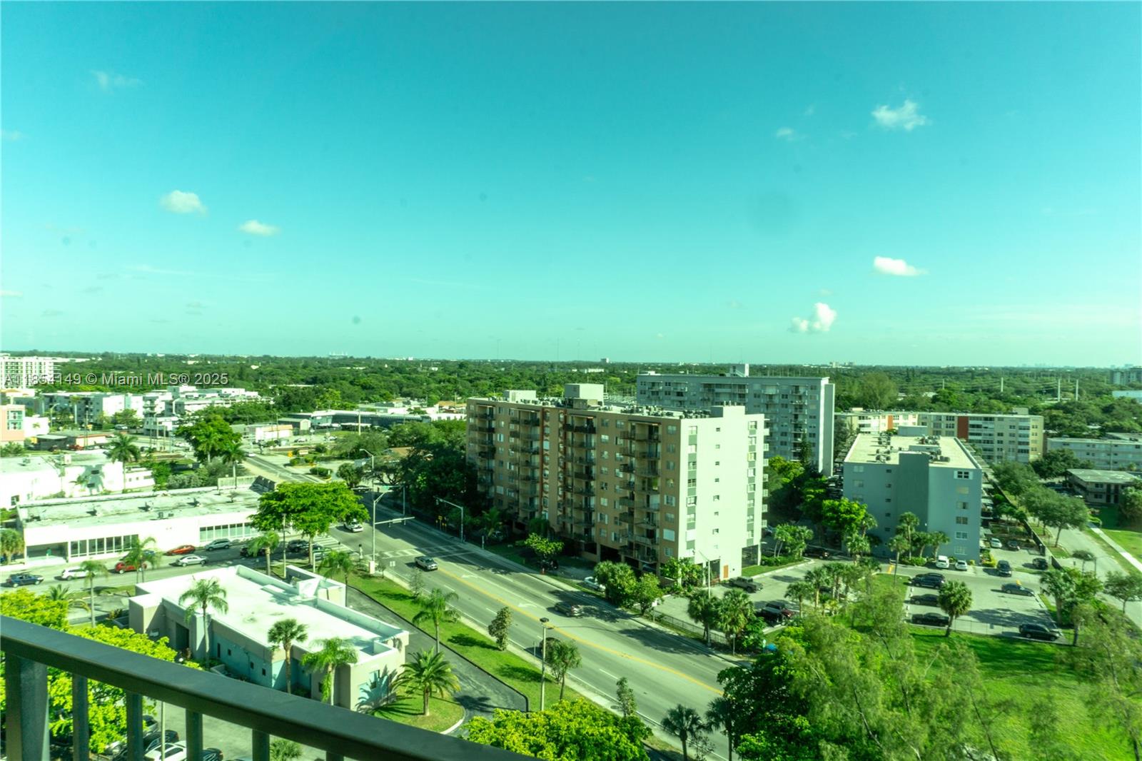 GREENWICH PH I CONDO - Residential