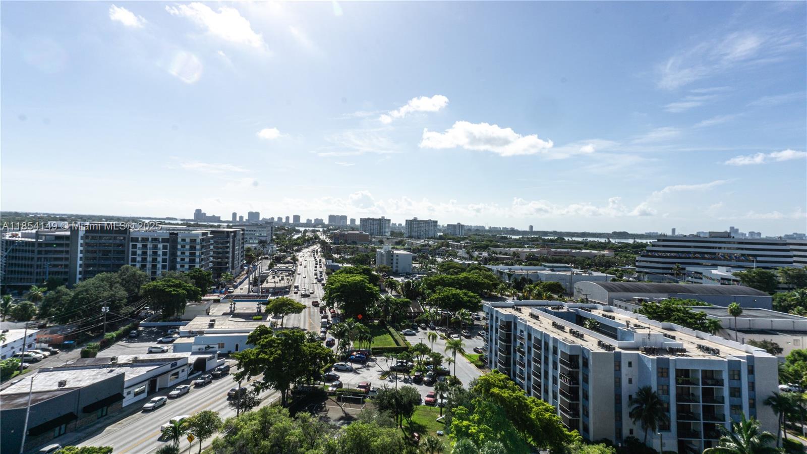 GREENWICH PH I CONDO - Residential
