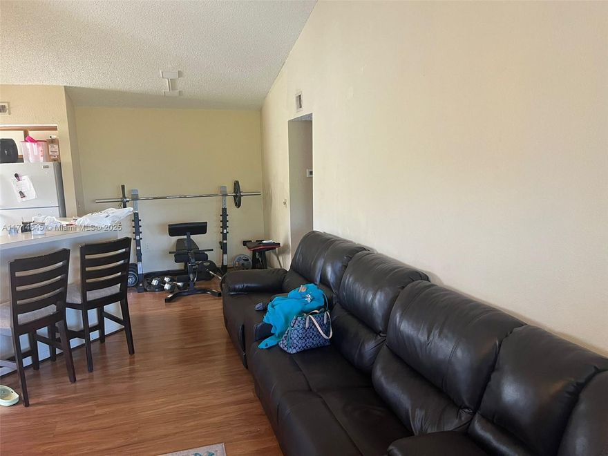Charming 2-bed,2-bath condo in the heart of West Palm Beach, laminate and tile flooring through, washer/dryer in unit.Great Amenities: Ponte Verde boasts not one, but 2 sparkling pools, volleyball court with sand, tennis courts. For EV owners, there are two charging stations available. Centrally located just a short distance from the serene Peanut Island and other beaches. Brightline station just 10 mins away. Close proximity to all that West Palm Beach has to offer. See Broker Remarks : showings Saturday between 11 am to 1pm, 24 hour notice required. Special assessment thru 2026 at $146.07/month.