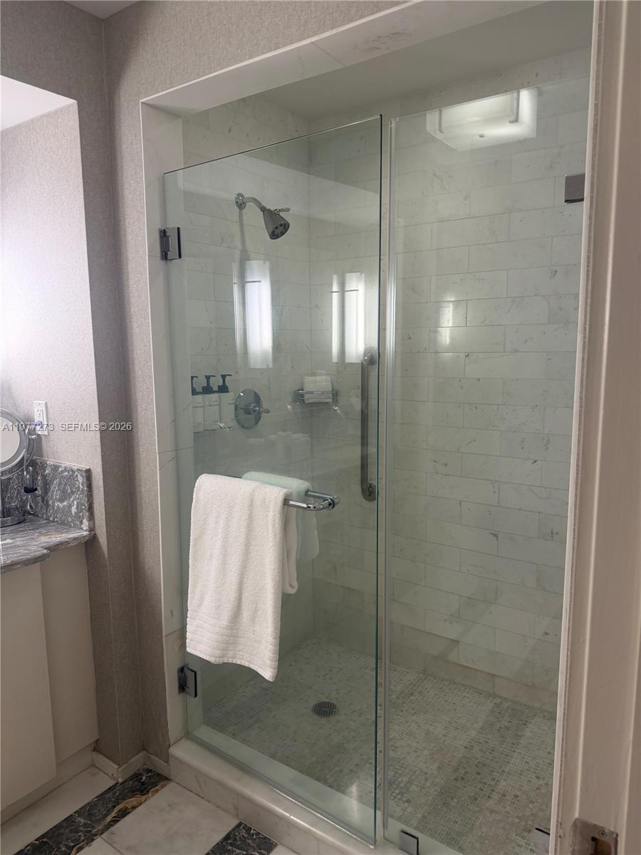 551 FLB CONDOMINIUM RESID - Residential