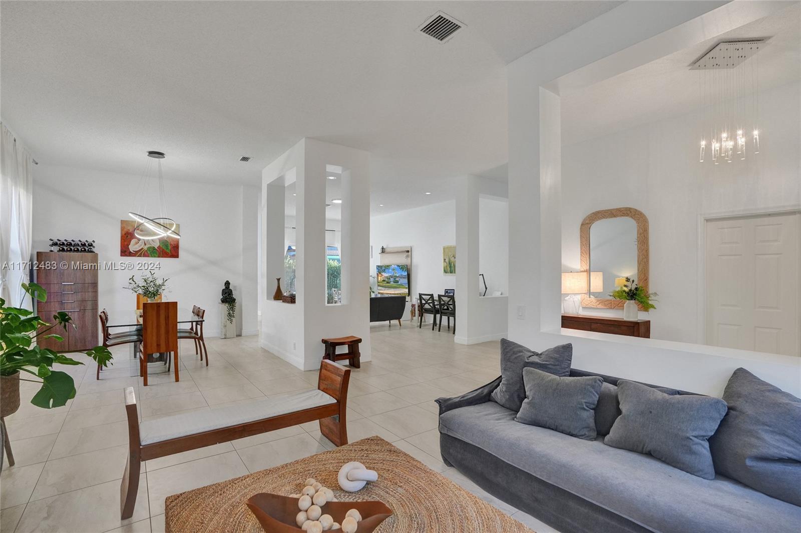 SECTOR 2-PARCELS 1 2 3 4 - Residential Lease