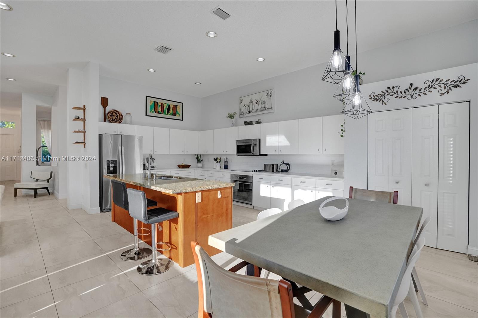 SECTOR 2-PARCELS 1 2 3 4 - Residential Lease
