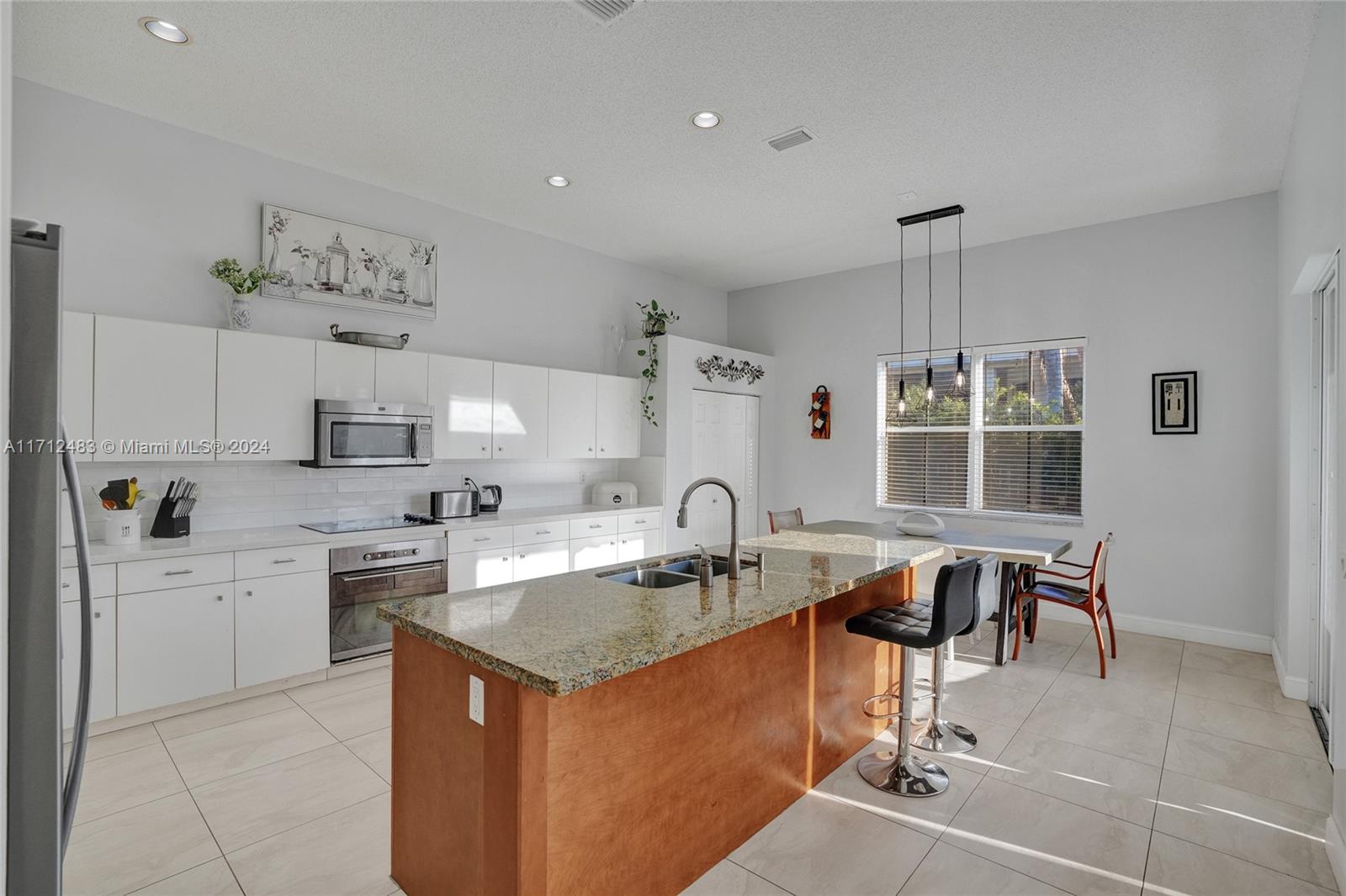SECTOR 2-PARCELS 1 2 3 4 - Residential Lease