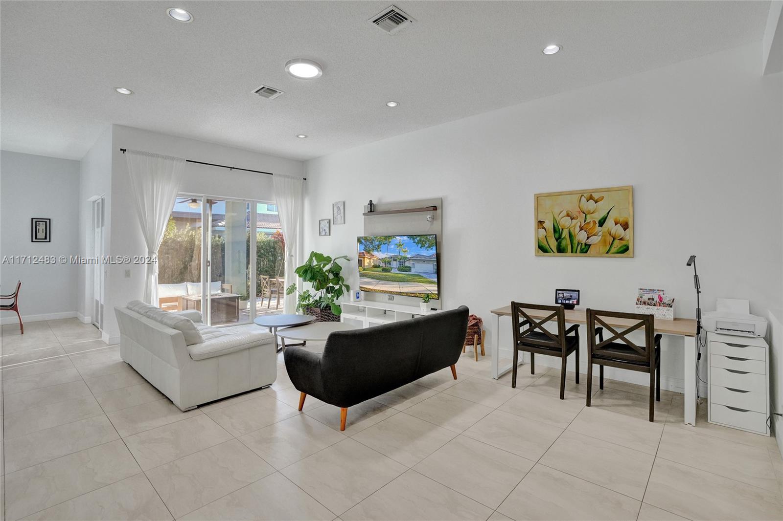 SECTOR 2-PARCELS 1 2 3 4 - Residential Lease