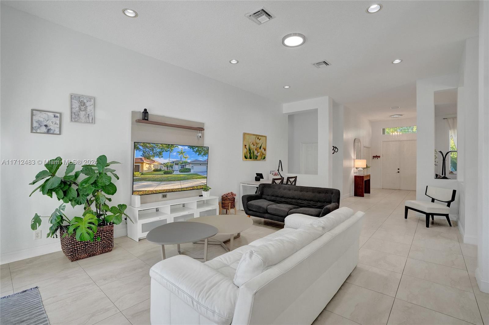 SECTOR 2-PARCELS 1 2 3 4 - Residential Lease