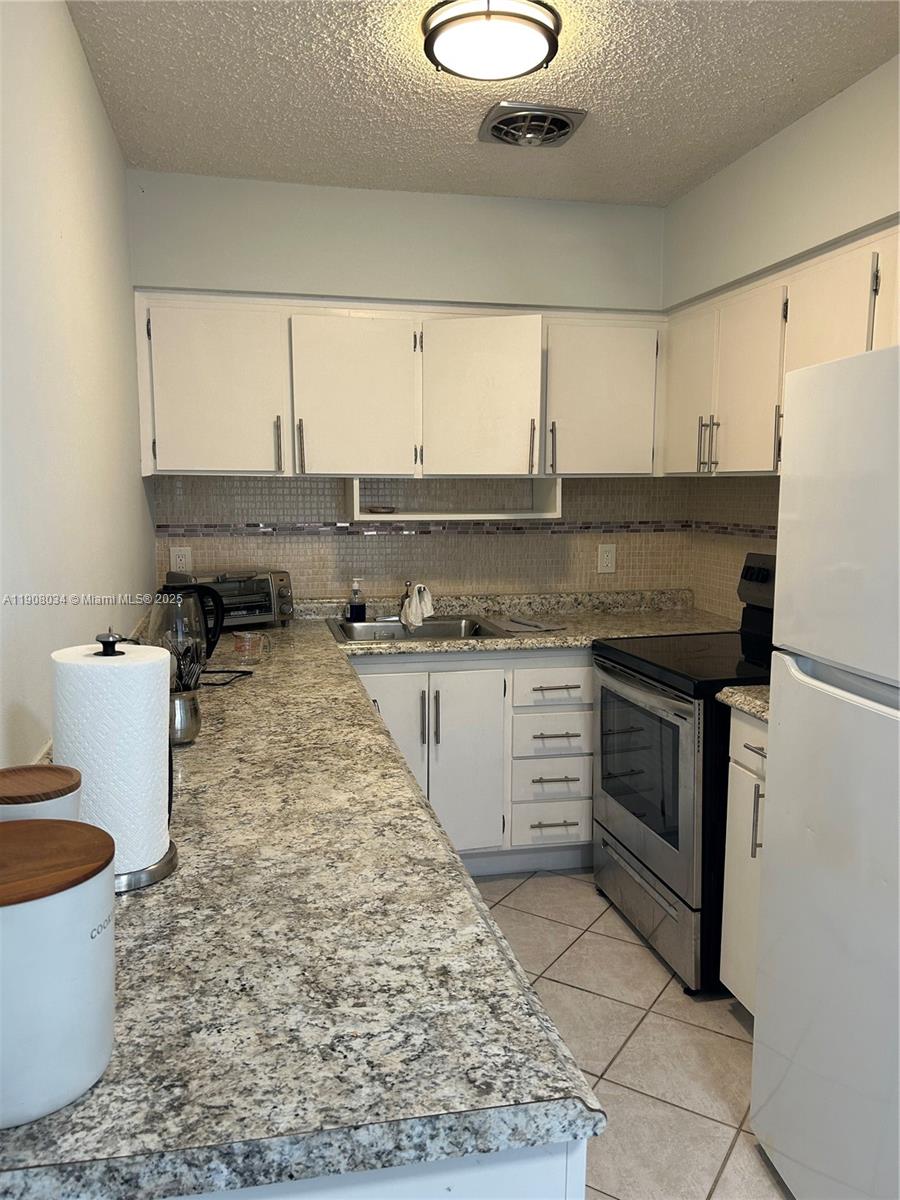 ROLEN LAKE GARDENS CO-OP - Residential