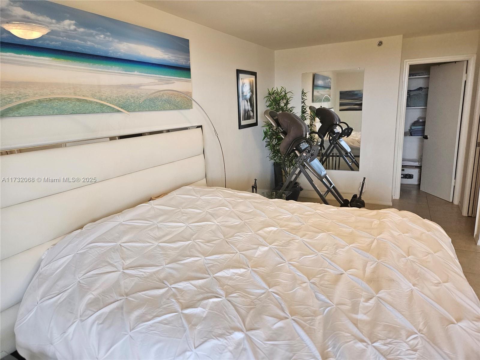 CLUB ATLANTIS CONDO - Residential