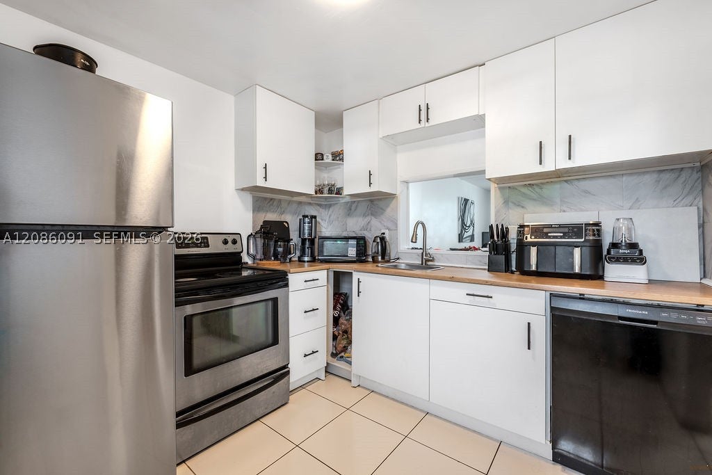 319 NE 14th Ave 106