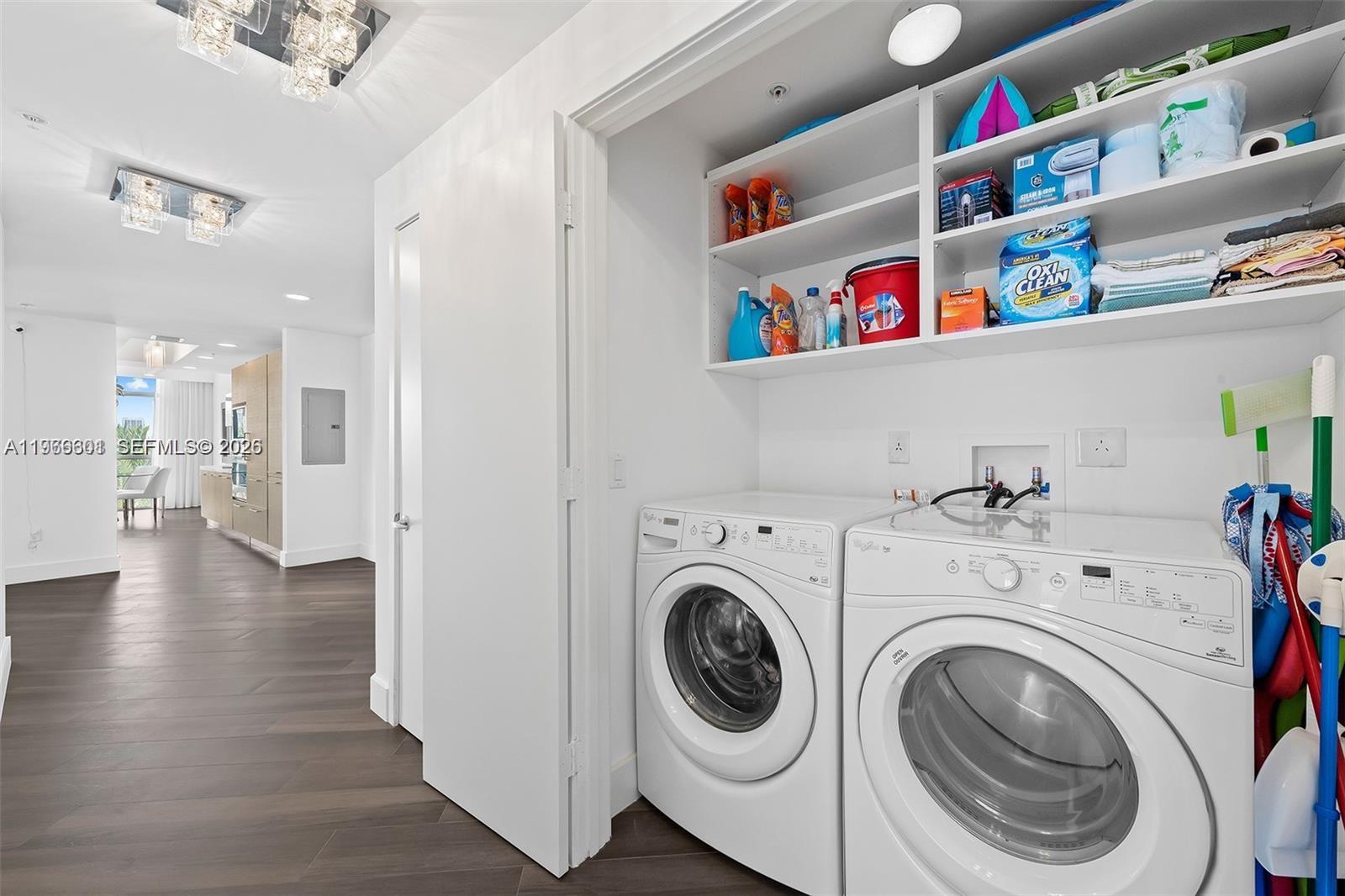 MARINA PALMS RESIDENCES N - Residential