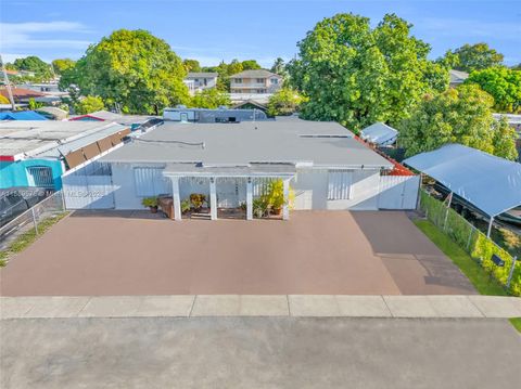 Photo of 830 E 12th Pl, Hialeah, FL 33010 (MLS # A11889576)