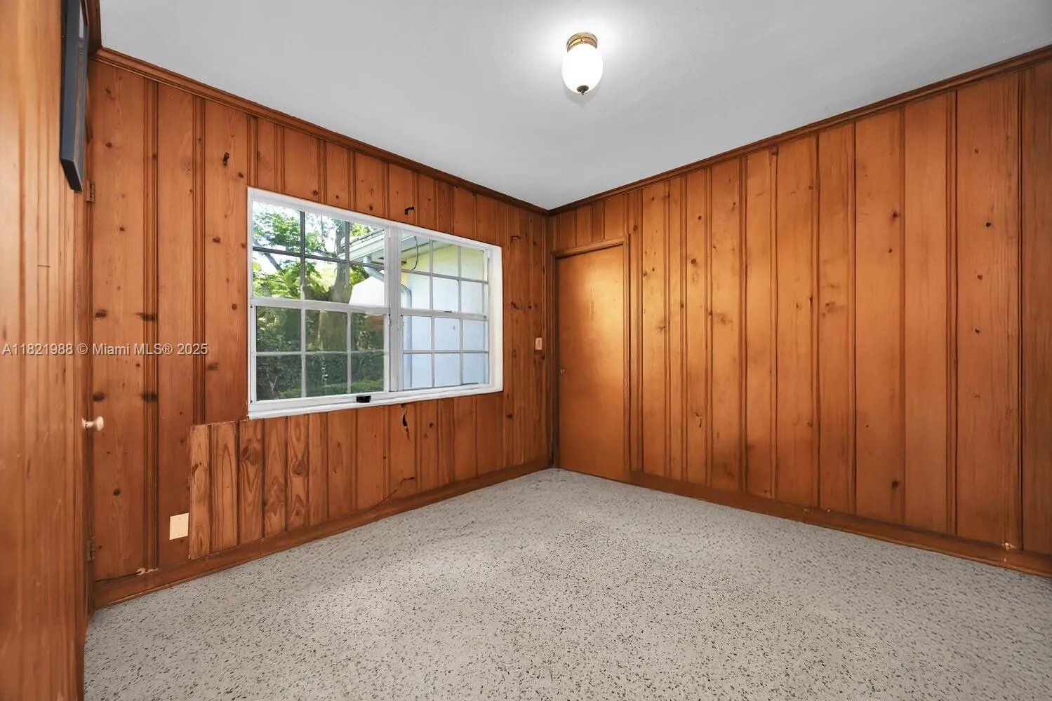 Coral Gables, Florida 33134, United States, 3 Bedrooms Bedrooms, ,2 BathroomsBathrooms,Residential,Active,155077