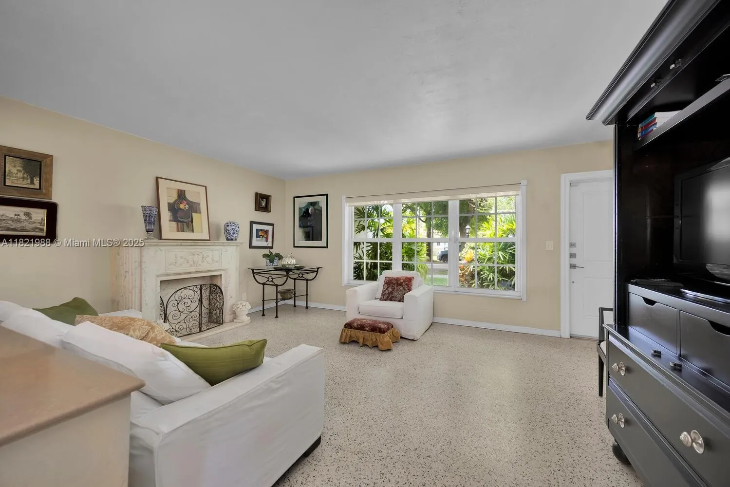 Coral Gables, Florida 33134, United States, 3 Bedrooms Bedrooms, ,2 BathroomsBathrooms,Residential,Active,155077
